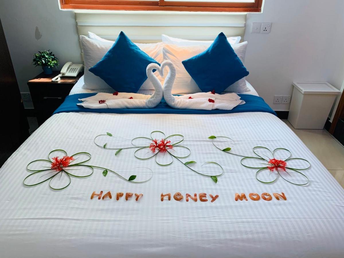 Huvan Beach Hotel At הולהומאל מראה חיצוני תמונה