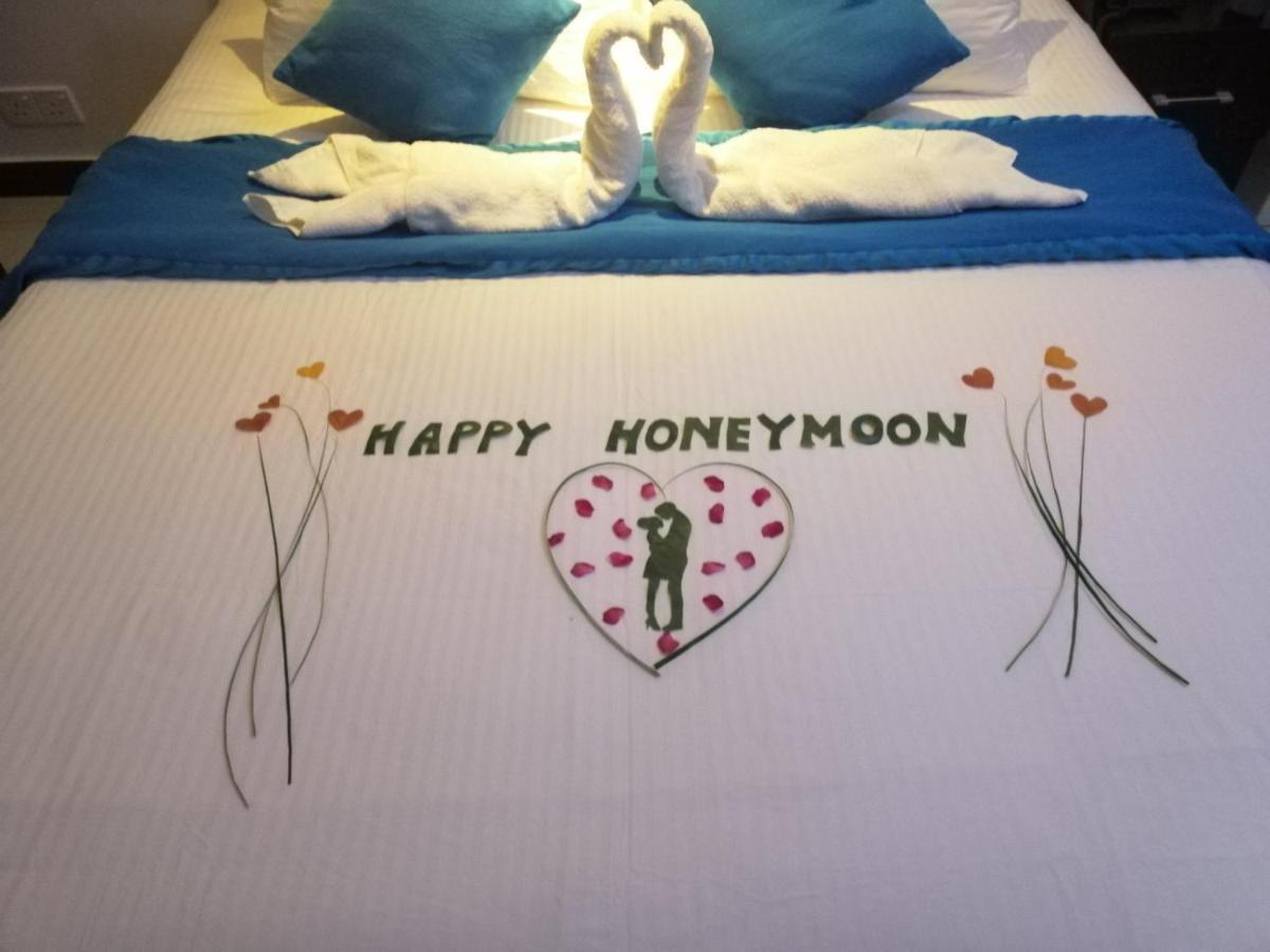 Huvan Beach Hotel At הולהומאל מראה חיצוני תמונה